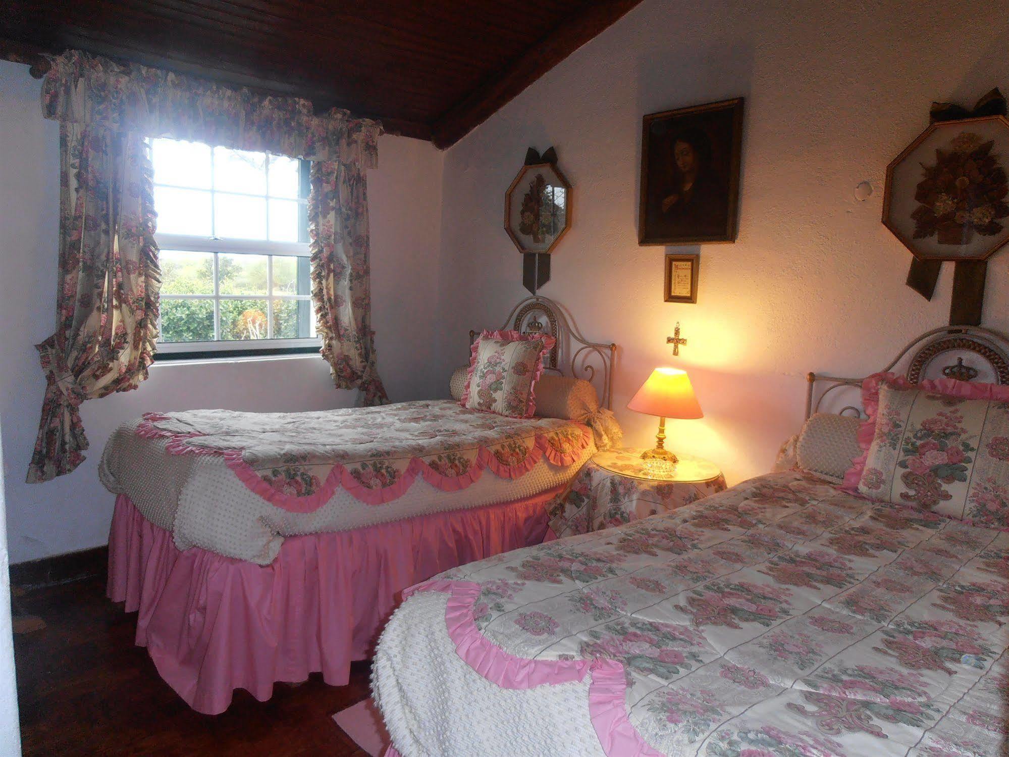 Quinta Do Casalinho Guest House Almeirim Exterior foto